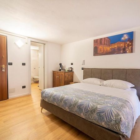Aurelia Luxury - Piazza Delle Erbe Hotell Verona Eksteriør bilde