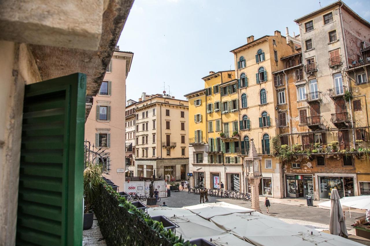 Aurelia Luxury - Piazza Delle Erbe Hotell Verona Eksteriør bilde