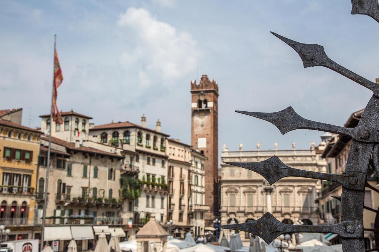 Aurelia Luxury - Piazza Delle Erbe Hotell Verona Eksteriør bilde