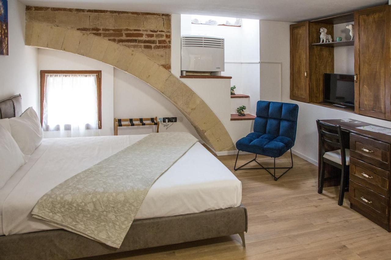 Aurelia Luxury - Piazza Delle Erbe Hotell Verona Eksteriør bilde