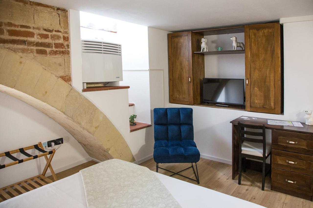 Aurelia Luxury - Piazza Delle Erbe Hotell Verona Eksteriør bilde