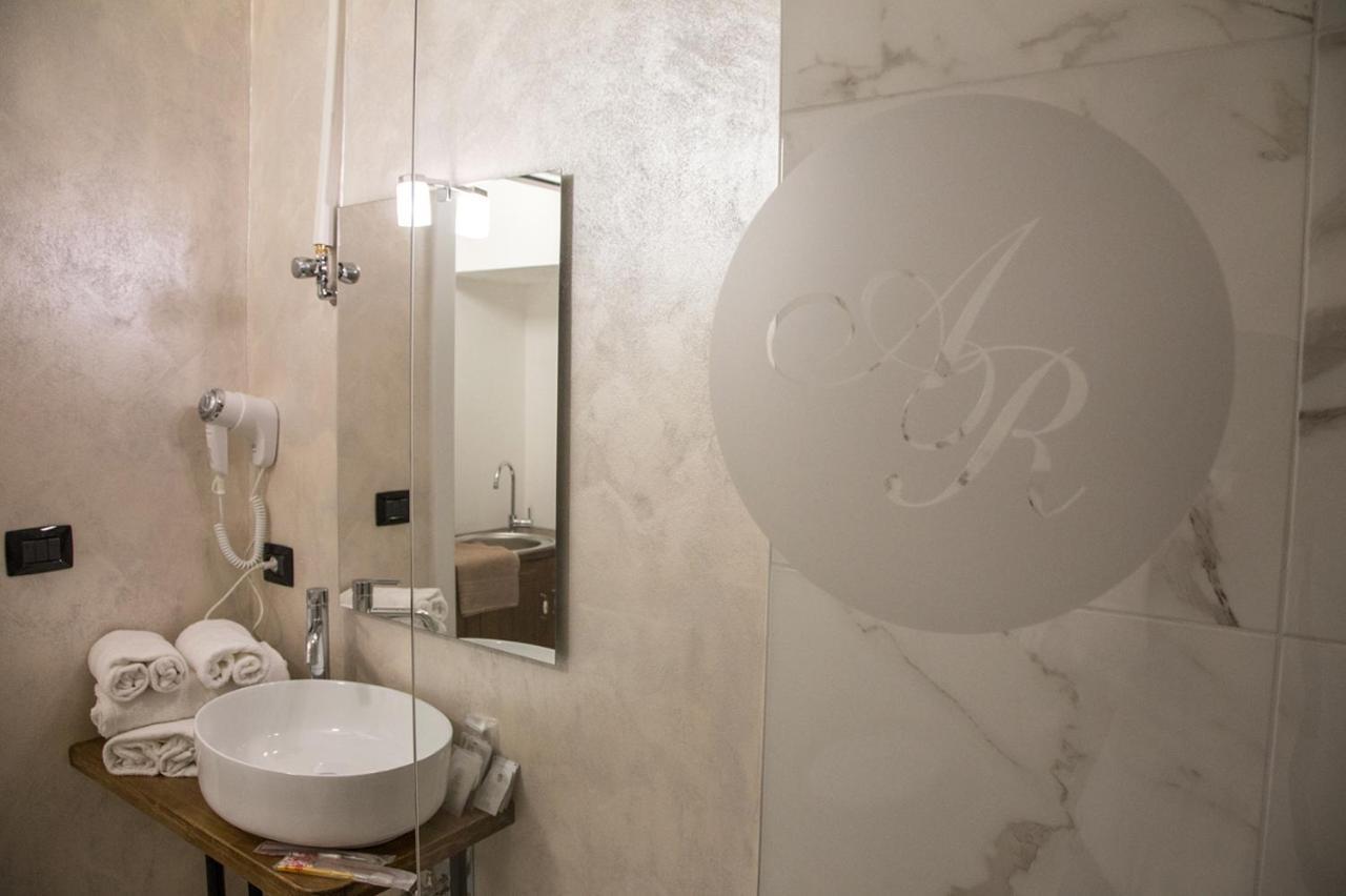 Aurelia Luxury - Piazza Delle Erbe Hotell Verona Eksteriør bilde