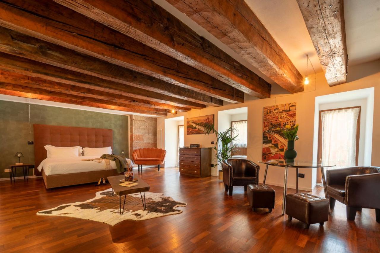 Aurelia Luxury - Piazza Delle Erbe Hotell Verona Eksteriør bilde