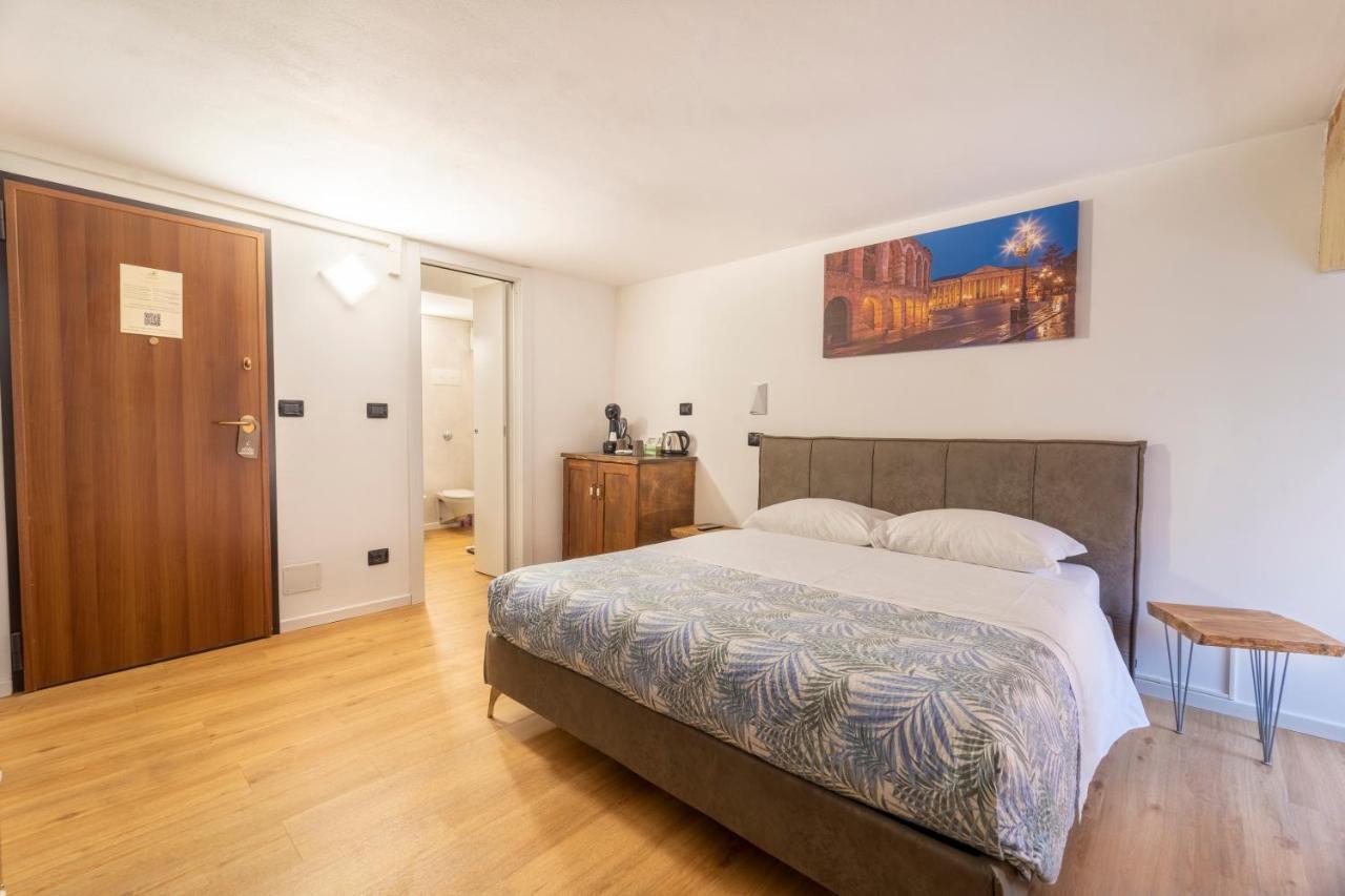 Aurelia Luxury - Piazza Delle Erbe Hotell Verona Eksteriør bilde