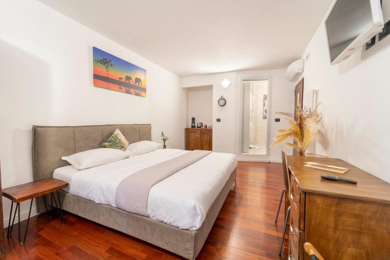 Aurelia Luxury - Piazza Delle Erbe Hotell Verona Eksteriør bilde